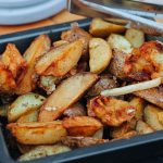 Cuñas de patata especiadas