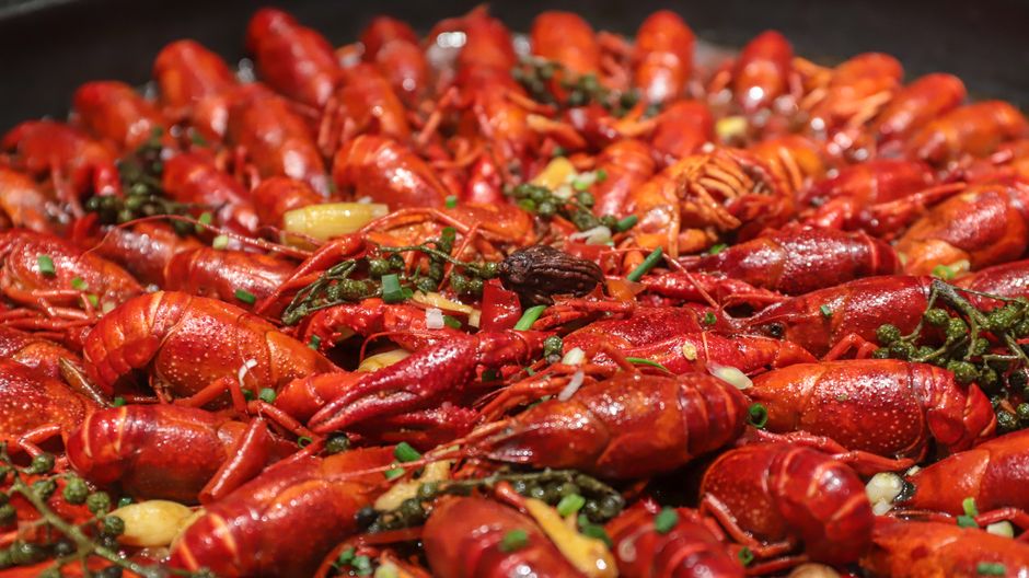 Merluza con langostinos